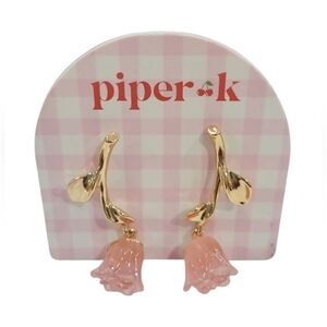 🌸 🔹️Piper K🔹️ Beautiful Floral  Drop Earrings  NWT ✨️🌼